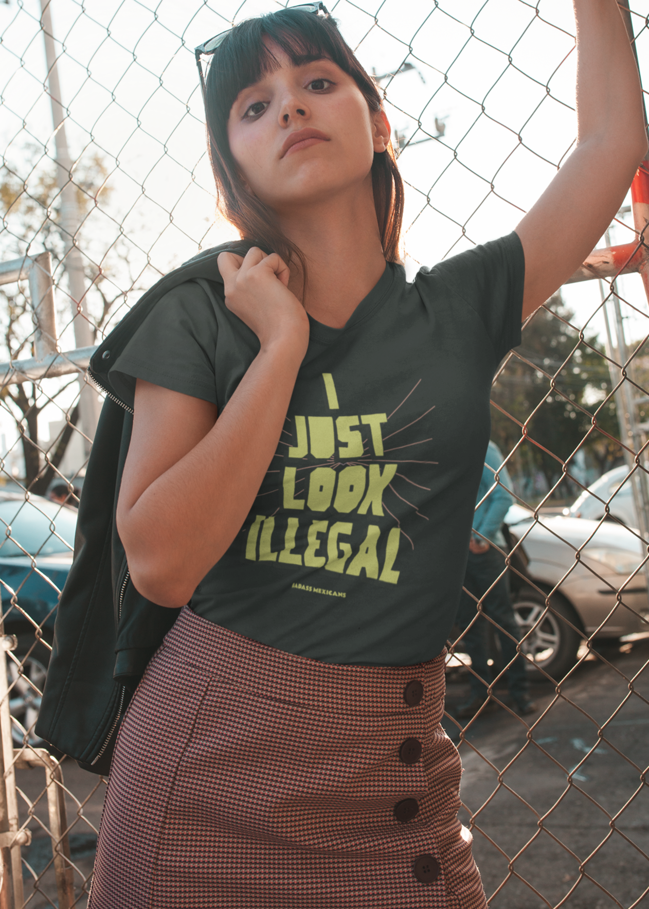 I Just Look ILLEGAL - Women T-shirt